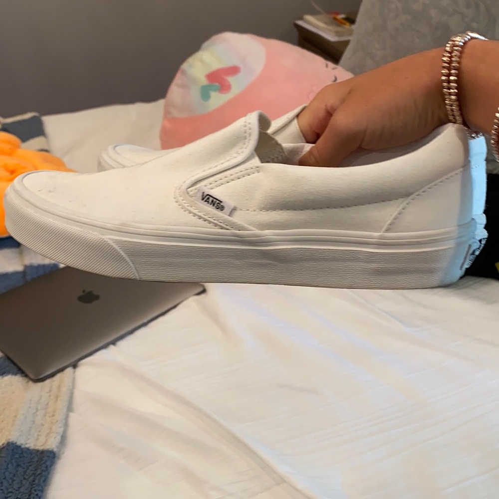 vans slip on shoes